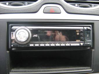 2006 Ford Focus Photos