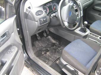 2006 Ford Focus Images
