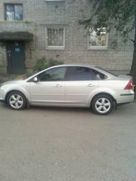 2006 Ford Focus Photos
