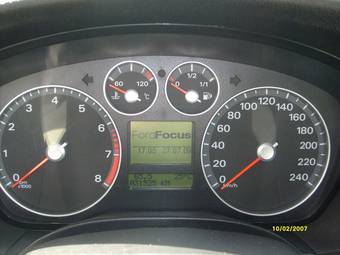 2006 Ford Focus Photos