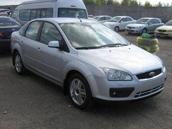 2006 Ford Focus Photos