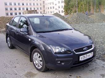 2006 Ford Focus Images