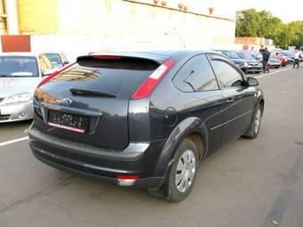 2006 Ford Focus Photos