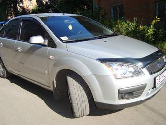 2006 Ford Focus Photos