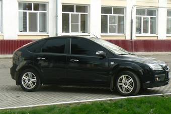 2006 Ford Focus Pictures