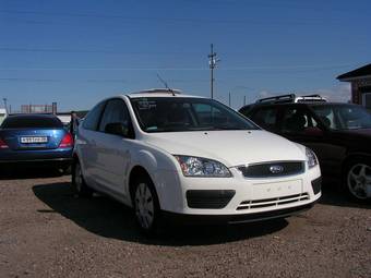 2006 Ford Focus Photos