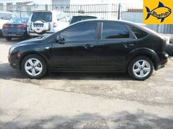 2006 Ford Focus Photos