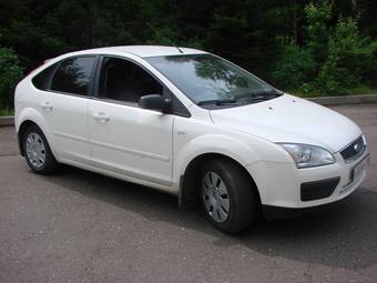 2006 Ford Focus Photos