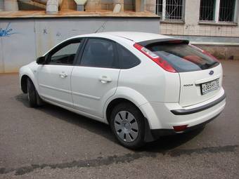 2006 Ford Focus Photos