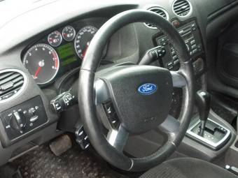 2006 Ford Focus Images