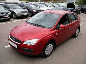2006 Ford Focus Photos