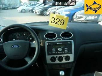 2006 Ford Focus Photos