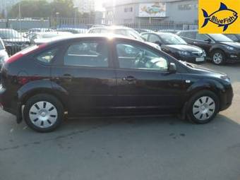 2006 Ford Focus Images