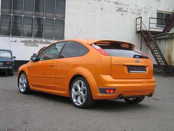 2006 Ford Focus Photos