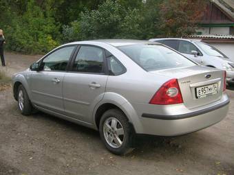 2006 Ford Focus Images