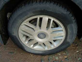 2007 Ford Focus Photos