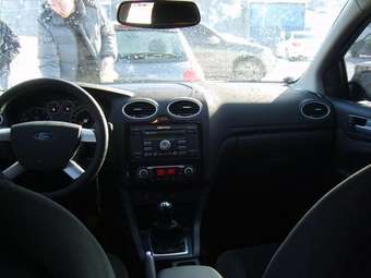 2007 Ford Focus Pics