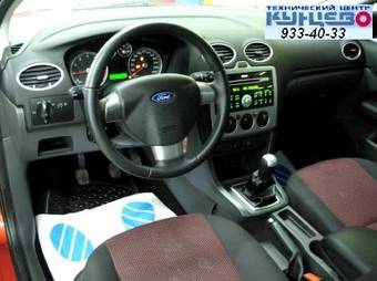 2007 Ford Focus Pictures
