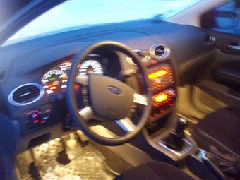 2007 Ford Focus Pictures