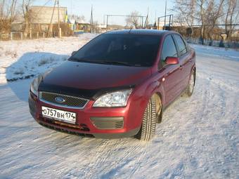 2007 Ford Focus Pictures