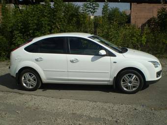 2007 Ford Focus Images