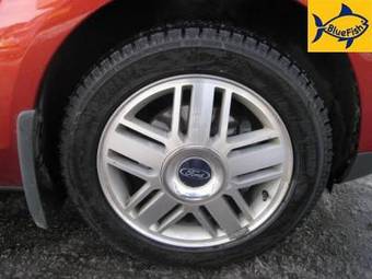 2007 Ford Focus Photos