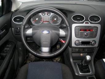2007 Ford Focus Photos