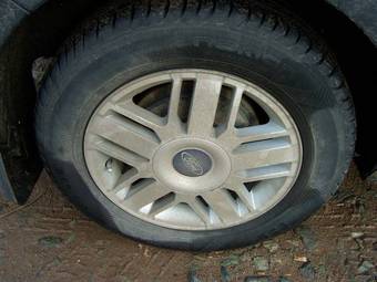 2007 Ford Focus Pictures