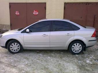 2007 Ford Focus Photos