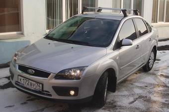 2007 Ford Focus Pictures