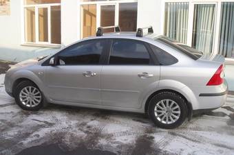 2007 Ford Focus Photos
