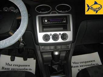 2007 Ford Focus Images