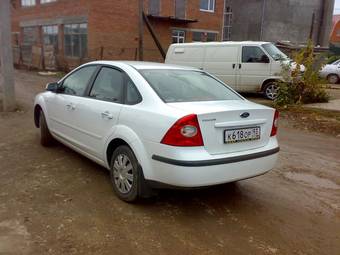 2007 Ford Focus Photos