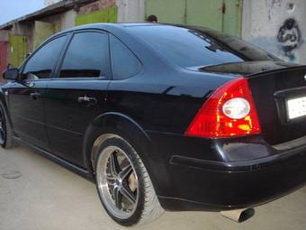 2007 Ford Focus Pictures