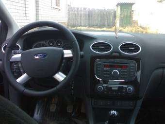 2007 Ford Focus Pictures