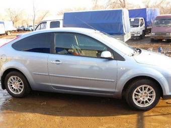 2007 Ford Focus Photos