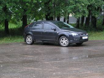 2007 Ford Focus Wallpapers