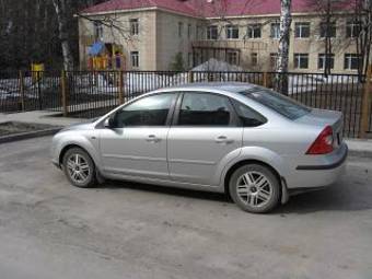 2007 Ford Focus Photos