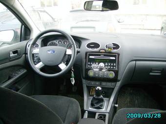 2007 Ford Focus Pictures