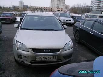 2007 Ford Focus Photos