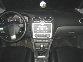 2007 Ford Focus Photos