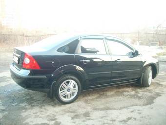 2007 Ford Focus Photos