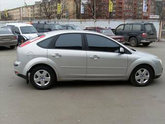 2007 Ford Focus Photos