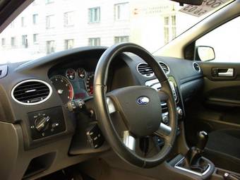 2007 Ford Focus Pictures