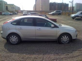 2007 Ford Focus Photos