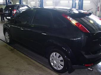 2007 Ford Focus Photos