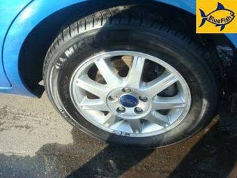 2007 Ford Focus Images