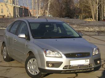 2007 Ford Focus Pictures