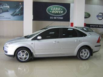 2007 Ford Focus Photos