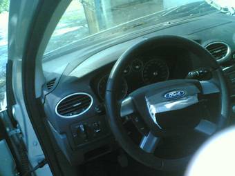 2007 Ford Focus Images